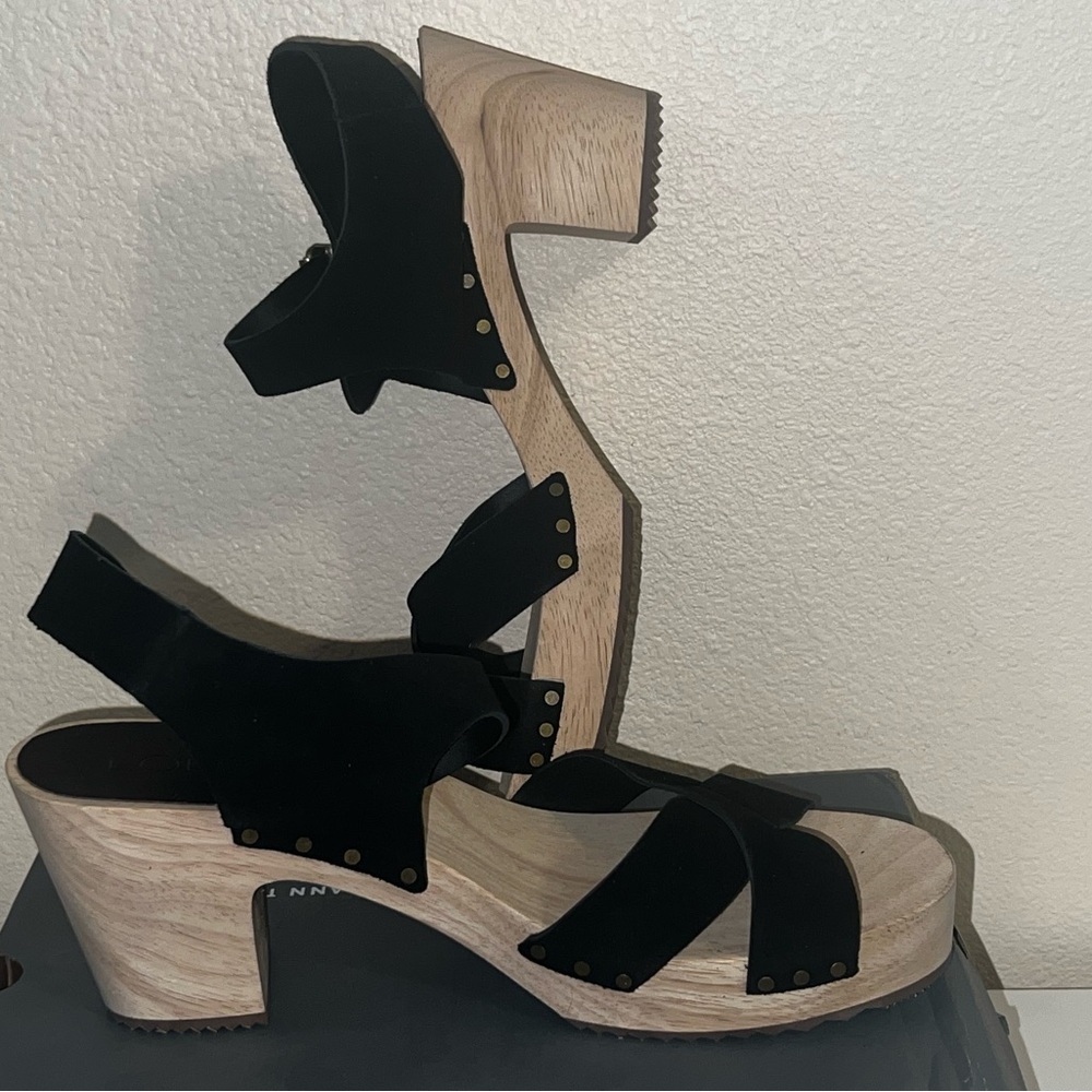 LOFT Black and Tan Mules with Cross-Over Design New